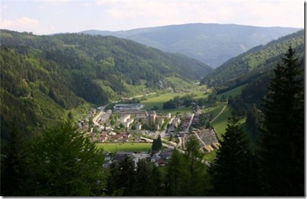 9016_1175135812675_1056454305_30666888_5058998_n